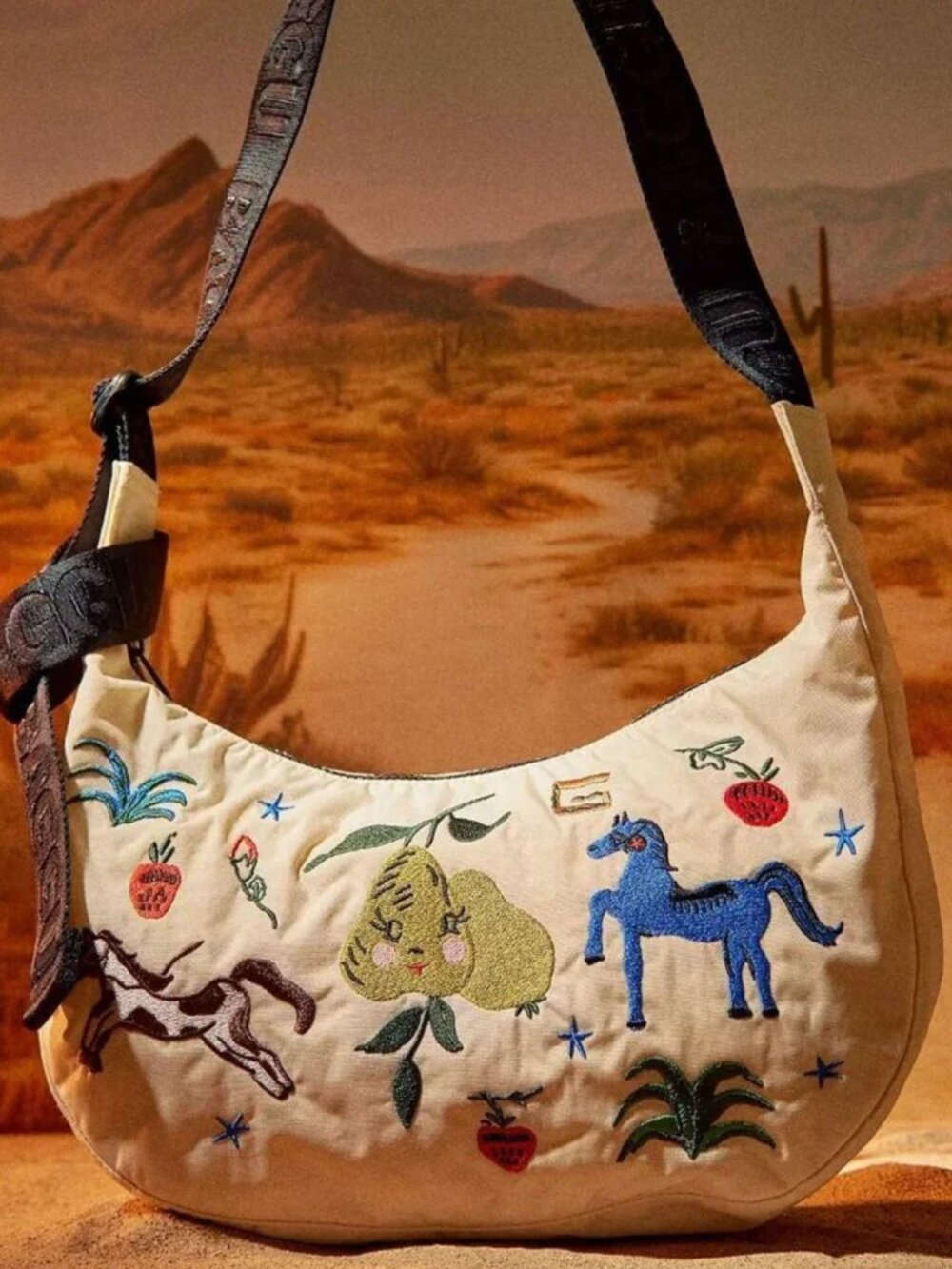 BAGGU Crescent Bag in Embroidered Painted Prairie. *SOLD OUT ONLINE*